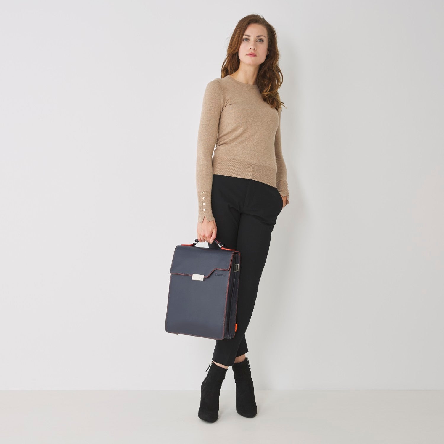 The Modern Backpack - Navy