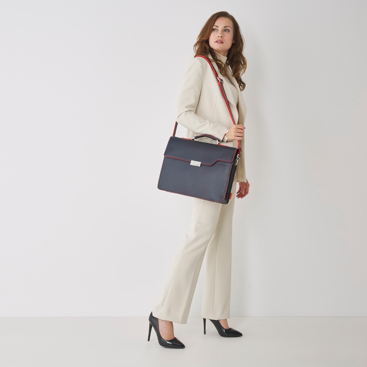 The Classic Briefcase - Navy